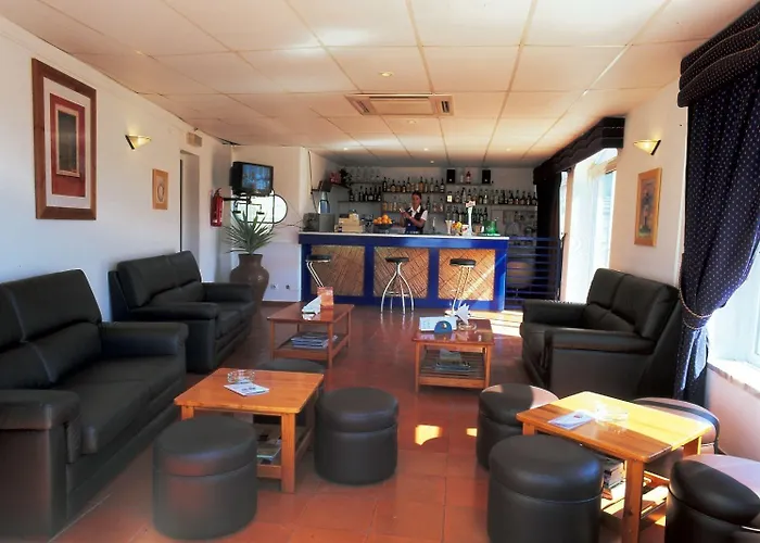 Turisticos Regina מלון דירות אלבופיירה