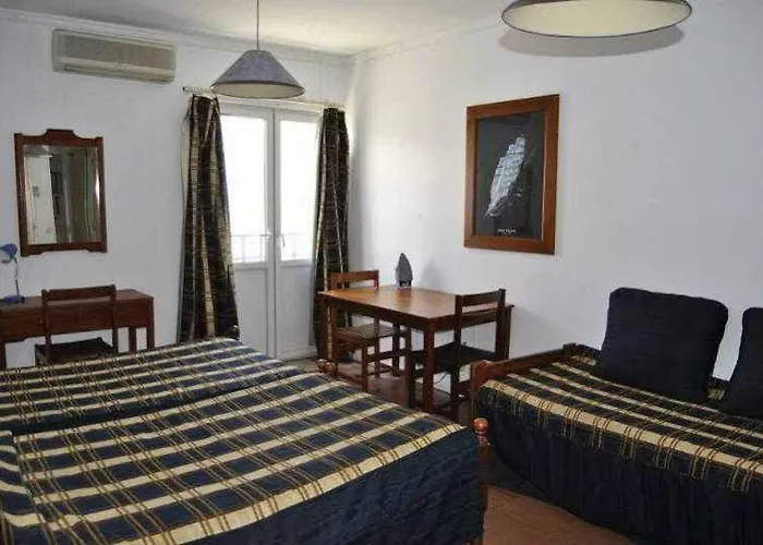 Turisticos Regina 3* אלבופיירה